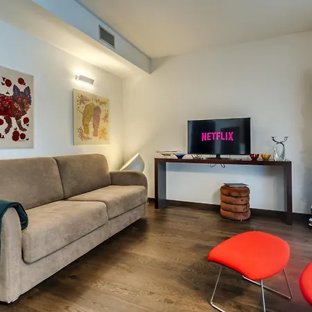Luxury - Free Parking - Duomo-navigli Daire *