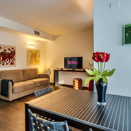 Apartment Luxury - Free Parking - Duomo-navigli Milan