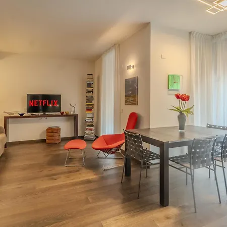 Apartment Luxury - Free Parking - Duomo-navigli Milan